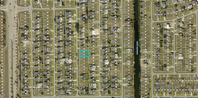 1827 NE 17th Pl, Cape Coral, FL 33909