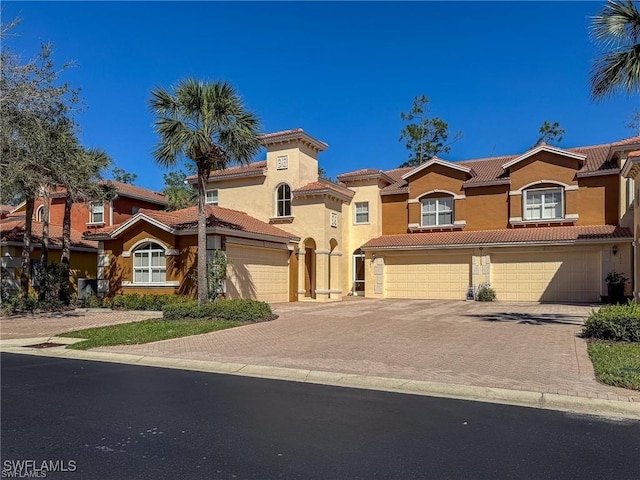 12099 Lucca St Unit 201, Fort Myers, FL 33966 - photo 2
