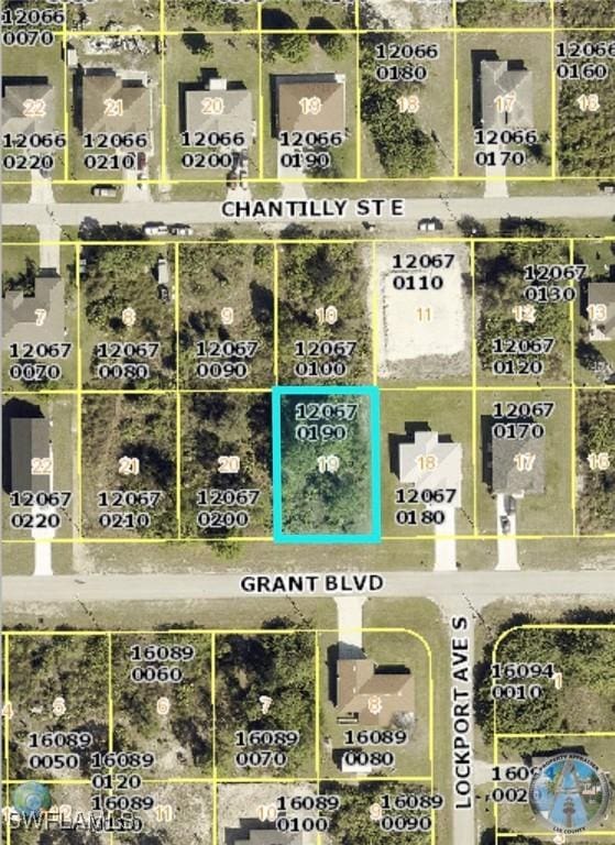 869 Grant Blvd, Lehigh Acres, FL 33974 - photo 6