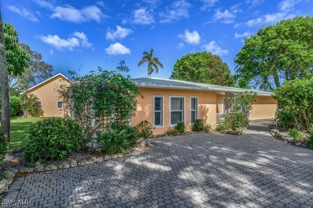 737 Mooring Line Dr, Naples, FL 34102 - photo 24