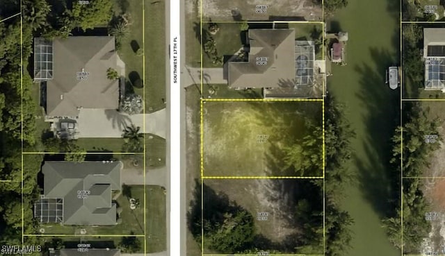 1905 SW 17th Pl, Cape Coral, FL 33991 - photo 2
