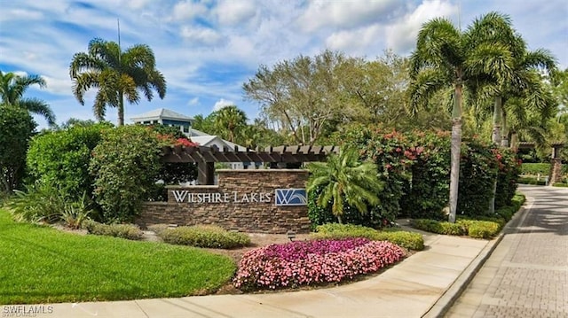 3745 Fieldstone Blvd Unit 102, Naples, FL 34109 - photo 1