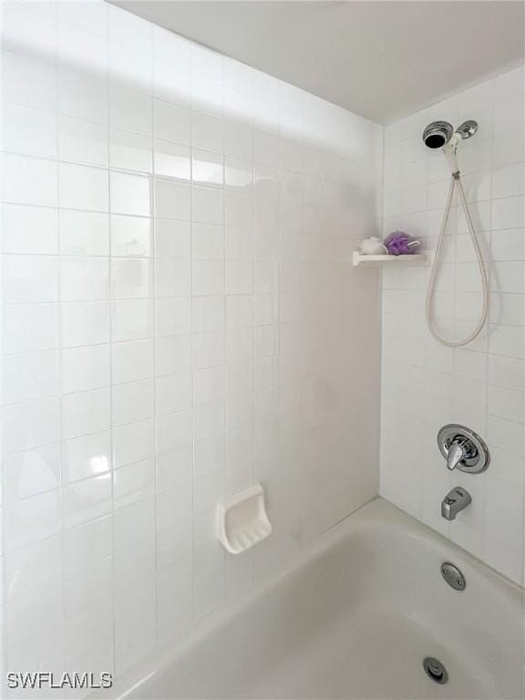 4591 Oro Pesos Ln, Upper Captiva, FL 33924 - photo 32