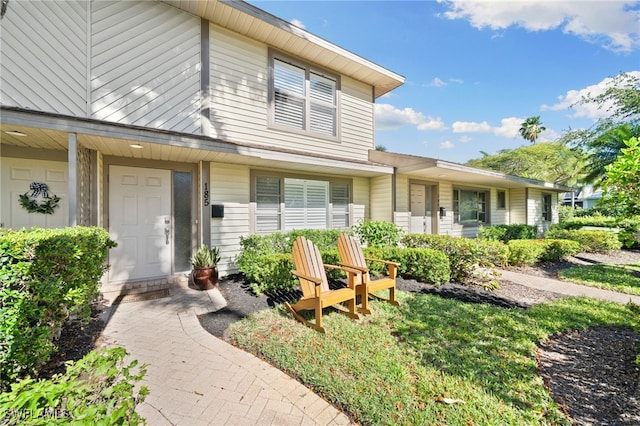 185 4th St S Unit 2, Naples, FL 34102 - photo 2