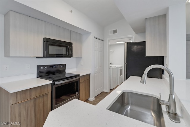 4720 Saint Croix Ln Unit 135, Naples, FL 34109 - photo 11