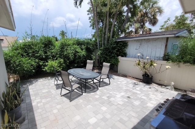 9 Pelican St W, Naples, FL 34113 - photo 4