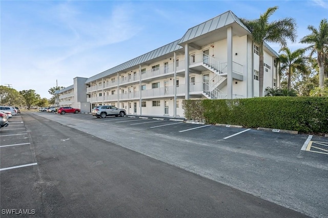 72 7th St S Unit 305, Naples, FL 34102 - photo 21