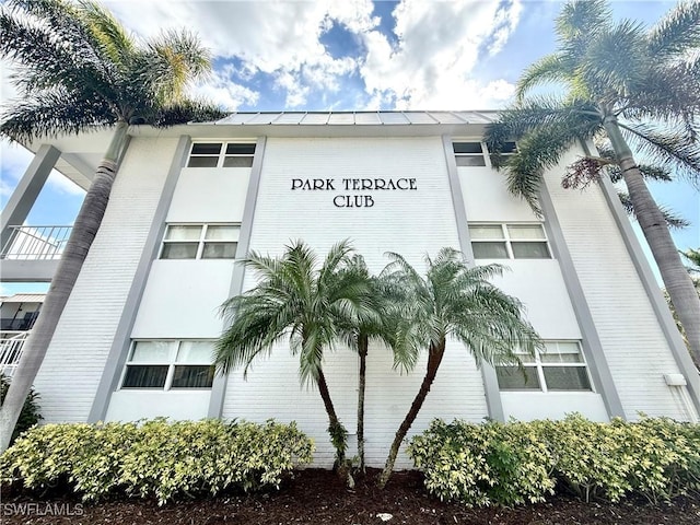 72 7th St S Unit 305, Naples, FL 34102 - photo 1