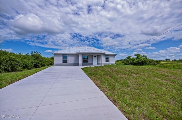3318 Clearview Cir, Labelle, FL 33935 - photo 1