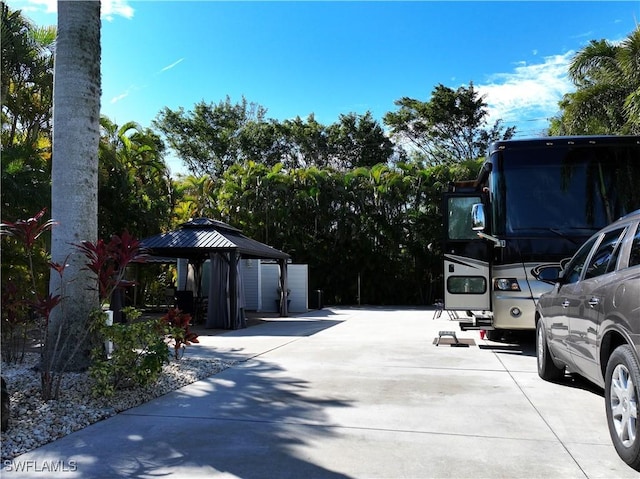 10019 Ramblewood Ct, Fort Myers, FL 33905 - photo 11