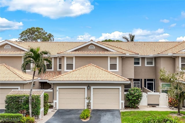 356 Emerald Bay Cir Unit P6, Naples, FL 34110 - photo 2