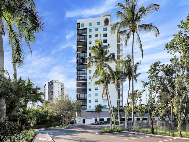 455 Cove Tower Dr Unit 303, Naples, FL 34110 - photo 43