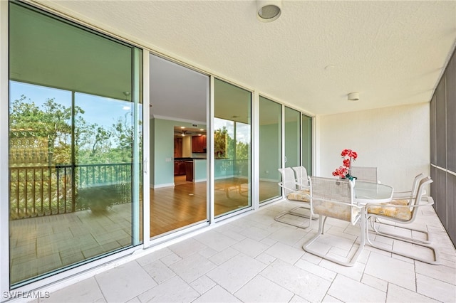 455 Cove Tower Dr Unit 303, Naples, FL 34110 - photo 3