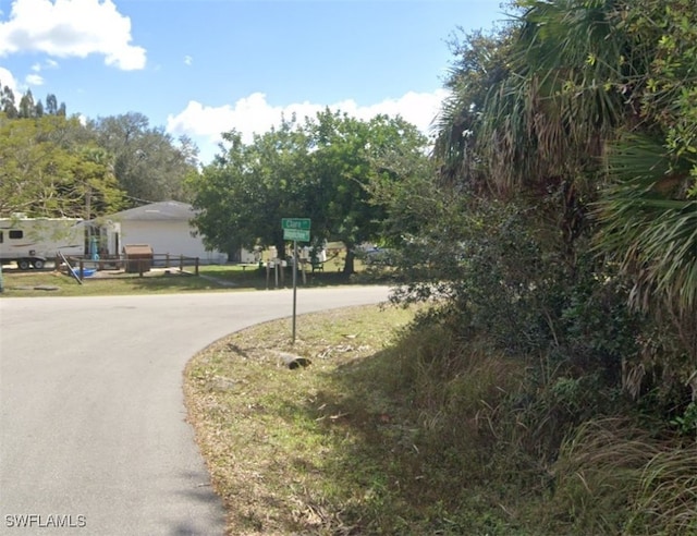 3519 Allapatchee Dr, Punta Gorda, FL 33950 - photo 2