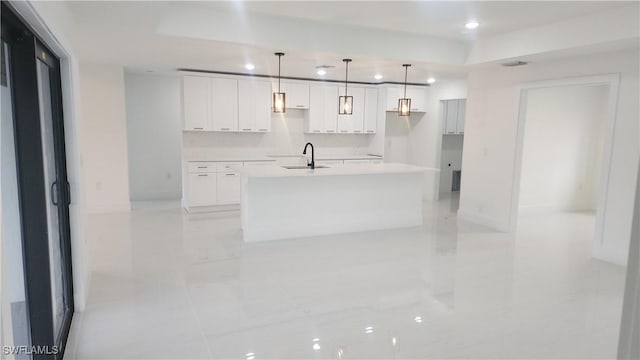 915 Panda Dr, Lehigh Acres, FL 33974 - photo 5