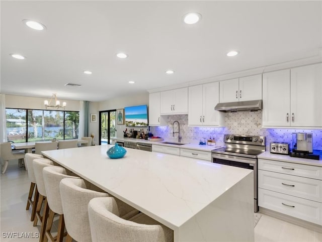 7337 Lake Dr, Fort Myers, FL 33908 - photo 2
