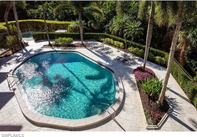5555 Heron Point Dr Unit 902, Naples, FL 34108 - photo 10