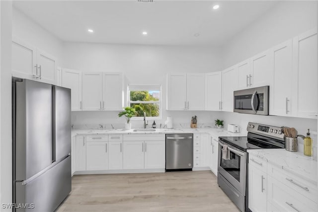 3204 Karen Dr, Naples, FL 34112 - photo 12
