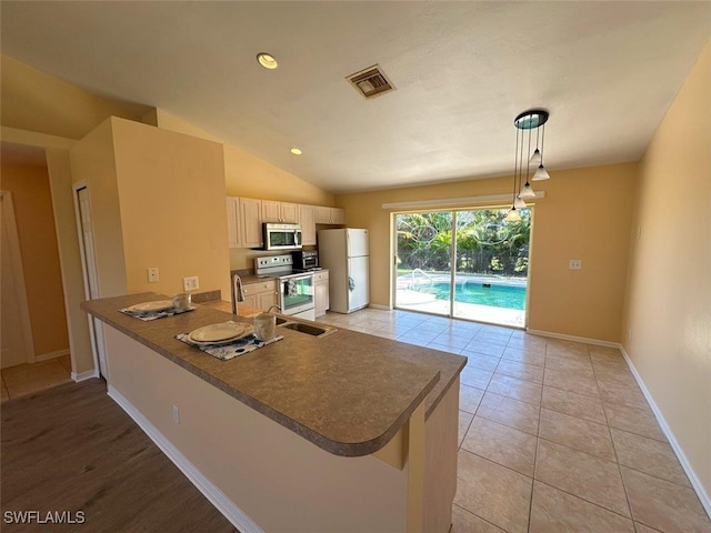 2718 NW 5th St, Cape Coral, FL 33993 - photo 6