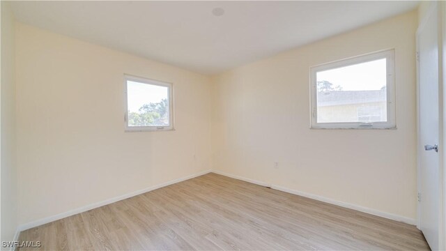 1633 S Hermitage Rd, Fort Myers, FL 33919 - photo 16