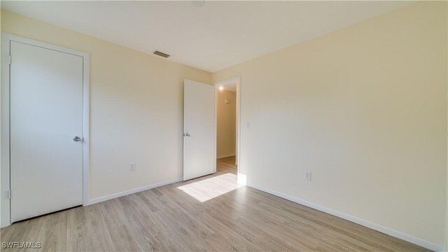 1633 S Hermitage Rd, Fort Myers, FL 33919 - photo 15