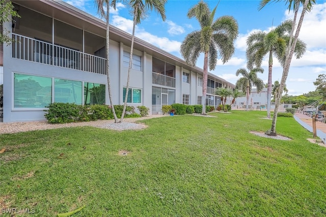 1686 Blue Point Ave Unit B9, Naples, FL 34102 - photo 17