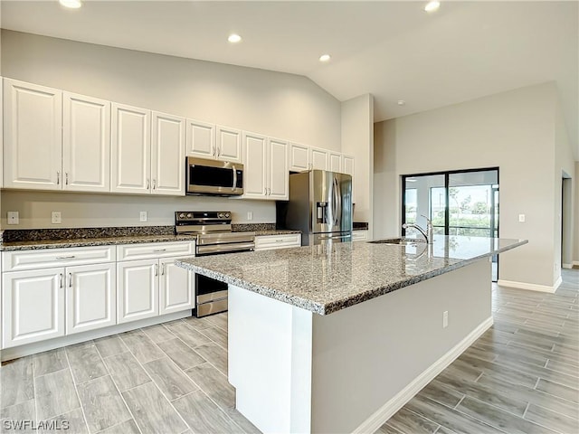 129 SW 28th Ter, Cape Coral, FL 33914 - photo 6