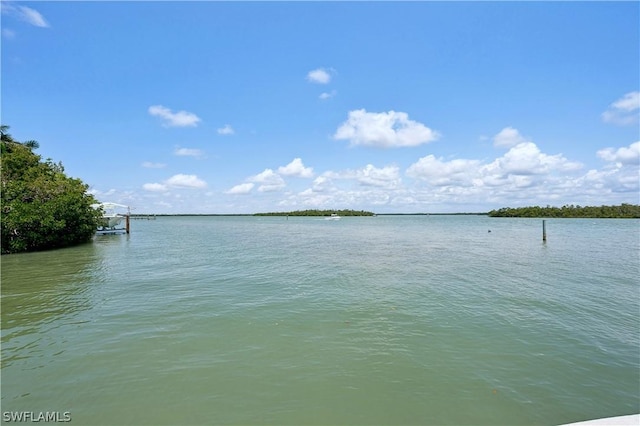 305 Pear Tree Ave, Goodland, FL 34140 - photo 14