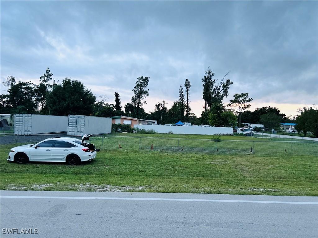 8415 Suncoast Dr, North Fort Myers, FL 33917 - photo 3