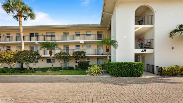 45 High Point Cir S Unit 304, Naples, FL 34103 - photo 1