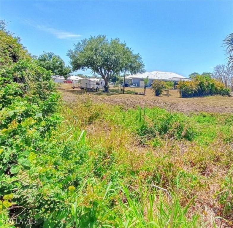 1271 Gramac Dr, North Fort Myers, FL 33917 - photo 2