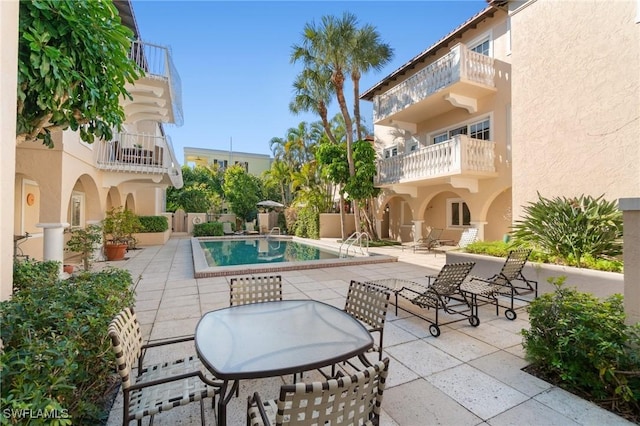 350 3rd Ave S Unit 2B, Naples, FL 34102 - photo 1