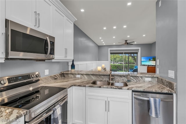 230 Newport Dr Unit 602, Naples, FL 34114 - photo 7