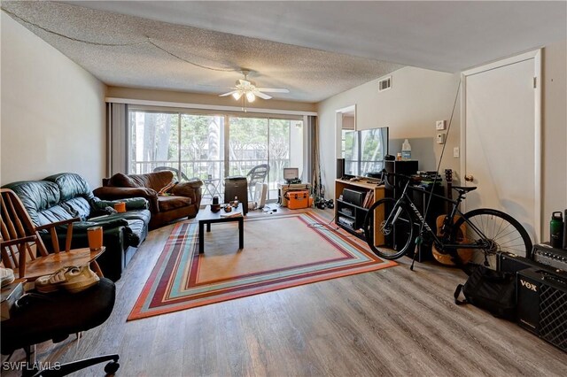 900 8th Ave S Unit 204, Naples, FL 34102 - photo 3