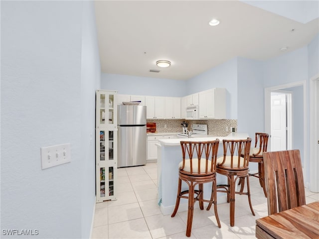 2110 Cay Lagoon Dr Unit 122, Naples, FL 34109 - photo 15