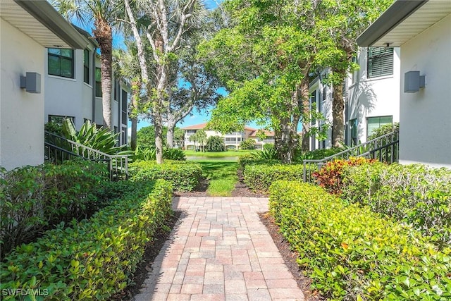 2432 Ravenna Blvd Unit 201, Naples, FL 34109 - photo 6