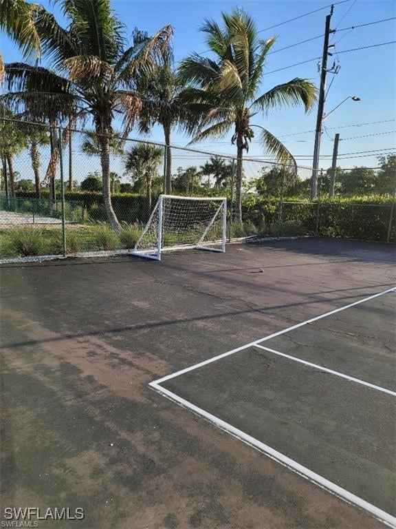 124 Santa Clara Dr, Naples, FL 34104 - photo 35