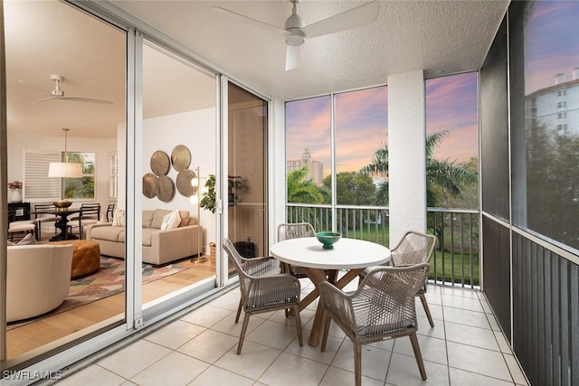 470 Launch Cir Unit V-401, Naples, FL 34108 - photo 2