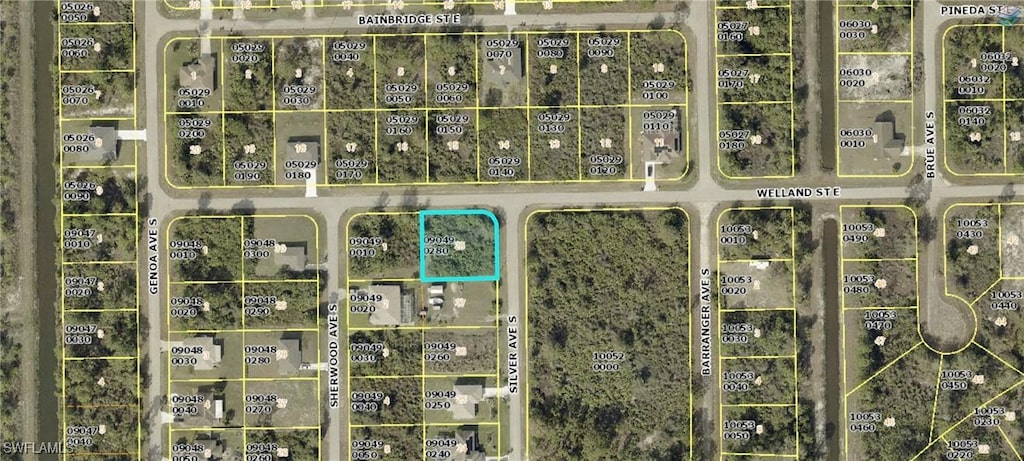 546 Silver Ave S, Lehigh Acres, FL 33974 - photo 3