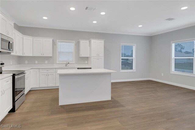 838 Porter St E, Lehigh Acres, FL 33974 - photo 10