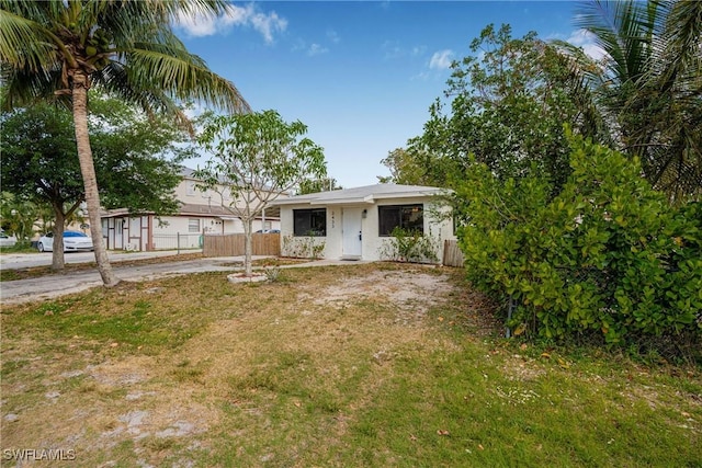 3433 Hibiscus Ave, Naples, FL 34104 - photo 5