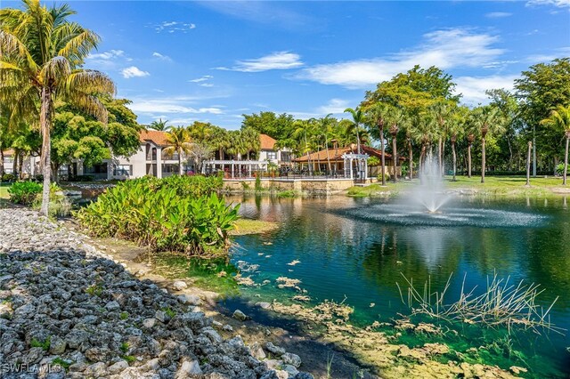 2106 Arbour Walk Cir Unit 2924, Naples, FL 34109 - photo 2