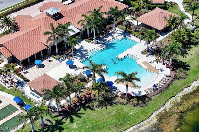 1608 Vizcaya Ln, Naples, FL 34113 - photo 25