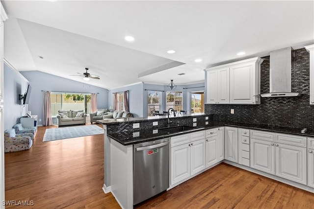 326 SW 29th St, Cape Coral, FL 33914 - photo 2