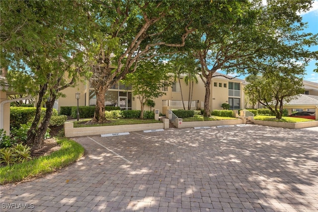 5817 Glencove Dr Unit 405, Naples, FL 34108 - photo 12