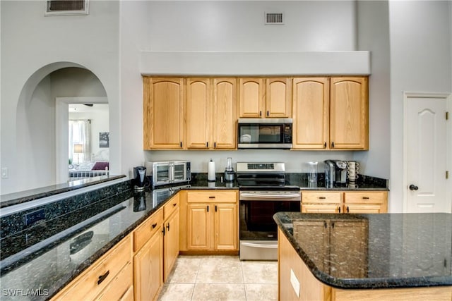 2319 NE 19th St, Cape Coral, FL 33909 - photo 20