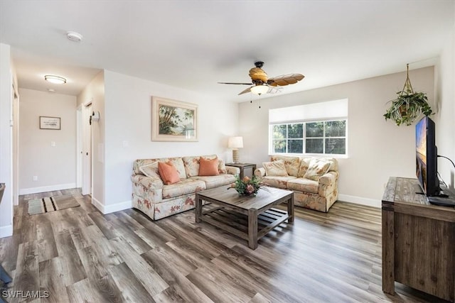 3561 Thomasson Dr, Naples, FL 34112 - photo 3