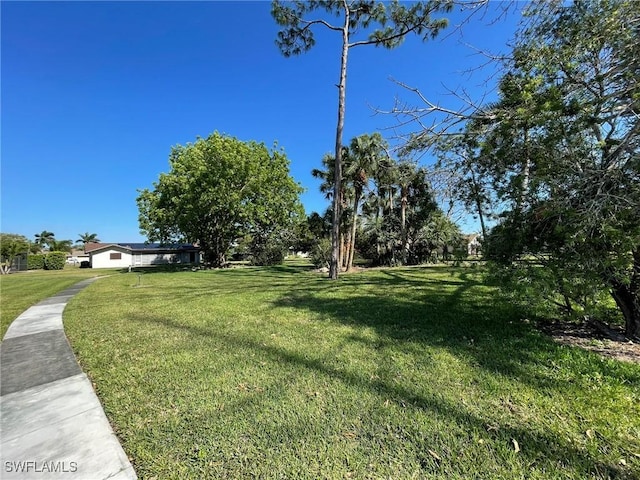 547 Eastwood Dr, Naples, FL 34110 - photo 6