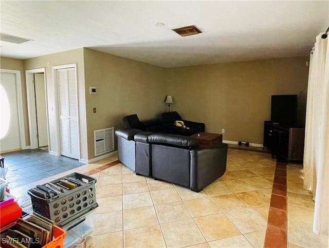 547 Eastwood Dr, Naples, FL 34110 - photo 9
