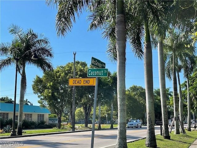 1223 Coconut Dr, Fort Myers, FL 33901 - photo 9